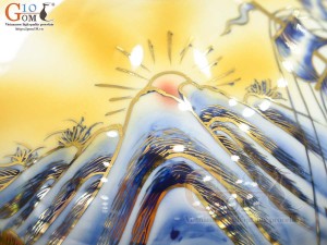 Bình hút lộc miệng lượn men màu cảnh Thuận Buồm Xuôi Gió vẽ vàng 24k, cao 30cm