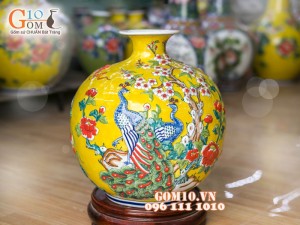 Bình hút lộc nền vàng đắp nổi Công Đào 36cm