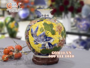 Bình hút lộc Nhị cảnh men màu vẽ vàng 24k, cảnh Thuận Buồm Xuôi Gió và Chép Sen, cao 30cm