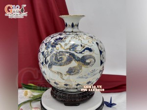 Bình hút lộc Tam hợp Tỵ - Dậu - Sửu men lam vẽ vàng 24k, cao 28cm