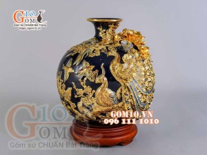 Bình hút tài lộc Công Đào đắp nổi vẽ vàng 24k, xanh coban - cao 40cm