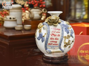 Bình hút tài lộc đắp nổi nền trắng, in logo quà tặng 