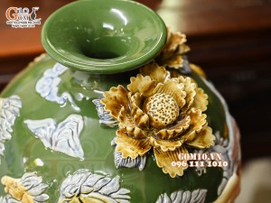 Bình hút tài lộc Mã Đáo Thành Công cuốn thư đắp nổi, nền xanh lục bảo, cao 28cm