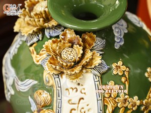 Bình hút tài lộc Mã Đáo Thành Công cuốn thư đắp nổi, nền xanh lục bảo, cao 28cm