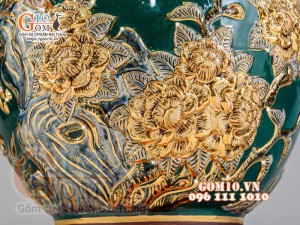 Bình hút tài lộc Mã Đáo Thành Công đắp nổi vẽ vàng 24k, nền xanh lục bảo - cao 35cm