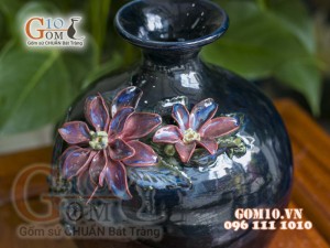 Bình hút tài lộc men hỏa biến đắp nổi cánh hoa, cao 23cm