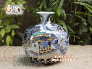 Bình hút tài lộc men lam cảnh Tùng Chùa vẽ vàng 24k, cao 30cm