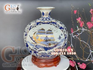 Bình hút tài lộc men lam vẽ Thuận Buồm Xuôi Gió - Mã Đáo Thành Công cao 35cm, vẽ vàng