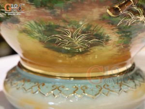 Bình hút tài lộc men loang nâu đắp nổi Mã Đáo Thành Công vẽ vàng 24k, cao 30cm