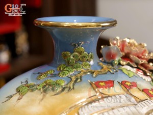 Bình hút tài lộc men loang vàng đắp nổi Thuận Buồm Xuôi Gió vẽ vàng 24k, cao 30cm