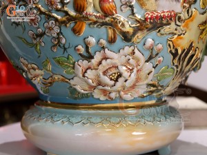 Bình hút tài lộc men loang xanh đắp nổi Công Đào Phú Quý vẽ vàng 24k, cao 30cm