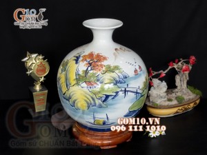 Bình hút tài lộc men màu vẽ cảnh Làng quê cao 30cm