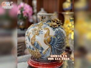 Bình hút tài lộc men rạn đắp nổi Công Đào, cao 30cm