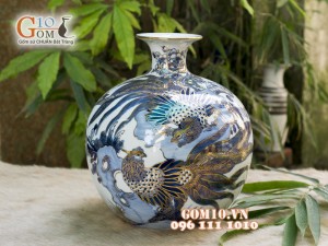 Bình hút tài lộc men rong cổ cảnh Trĩ Đào vẽ vàng 24k, cao 21cm