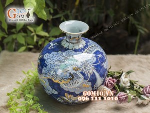 Bình hút tài lộc men lam cổ họa tiết Rồng vẽ vàng 24k, cao 35cm