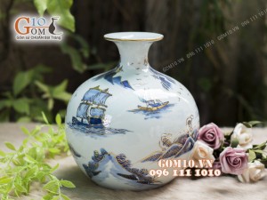 Bình hút tài lộc men lam cổ cảnh Thuận Buồm Xuôi Gió vẽ vàng 24k, cao 25cm