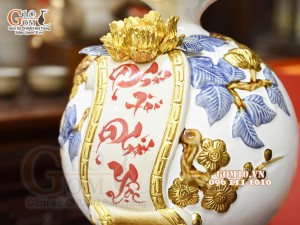 Bình hút tài lộc Phát Tài Phát Lộc đắp nổi dát vàng, nền trắng, cao 22cm