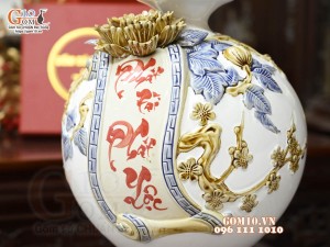 Bình hút tài lộc Phát Tài Phát Lộc đắp nổi, nền trắng, cao 22cm