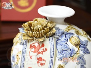 Bình hút tài lộc Phát Tài Phát Lộc đắp nổi, nền trắng, cao 22cm