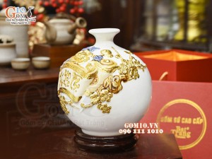 Bình hút tài lộc Phúc Lộc Thọ đắp nổi dát vàng, nền trắng , cao 22cm