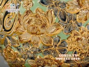 Bình hút tài lộc Phúc Lộc Thọ ngàn hoa đắp nổi vẽ vàng 24k, nền xanh ngọc - cao 35cm