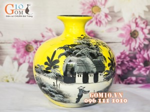 Bình hút tài lộc sơn mài vẽ cảnh Làng Quê nền vàng cao 32cm