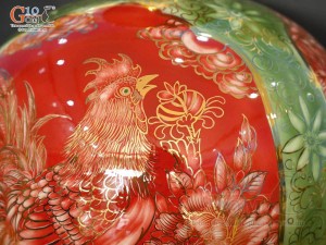 Bình hút tài lộc tam hợp Tỵ-Dậu-Sửu nền đỏ vẽ vàng kim 24k, cao 35cm