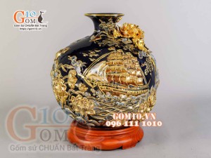 Bình hút tài lộc Thuận Buồm Xuôi Gió đắp nổi vẽ vàng 24k, nền xanh coban - cao 35cm