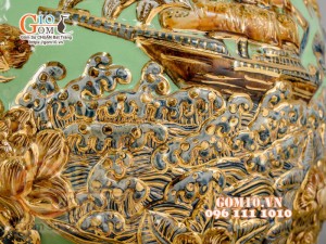 Bình hút tài lộc Thuận Buồm Xuôi Gió đắp nổi vẽ vàng 24k, nền xanh ngọc - cao 40cm