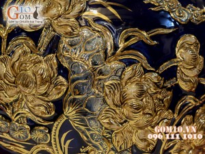 Bình hút tài lộc men màu xanh coban đắp nổi vẽ vàng 24k, cảnh Thuận Buồm Xuôi Gió, cao 40cm