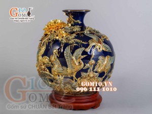 Bình hút tài lộc Tùng Hạc Diên Niên đắp nổi vẽ vàng 24k, nền xanh coban - cao 40cm