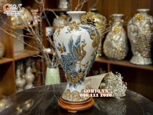 Mai bình men rạn đắp nổi Công Đào Phú Quý kênh, cao 50cm