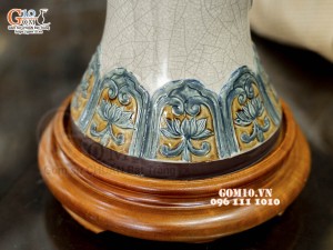 Mai bình men rạn đắp nổi Mã Đáo Thành Công, cao 50cm