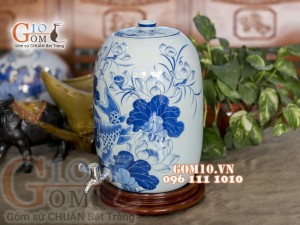 Bình nước men rong cổ họa tiết Lý ngư vọng nguyệt , (HẾT HÀNG)