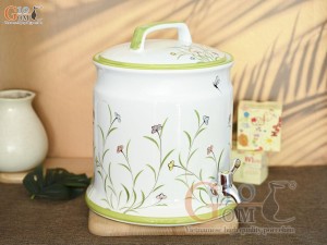 Bình nước vòi nhựa men trắng vẽ hoa, dung tích 10l