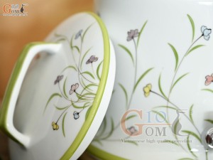 Bình nước vòi nhựa men trắng vẽ hoa, dung tích 10l