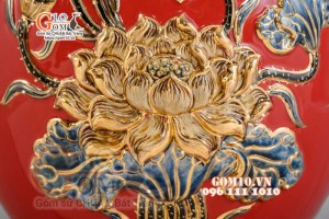 Bình tỏi Công Đào đắp nổi vẽ vàng 24k, nền đỏ - cao 80cm