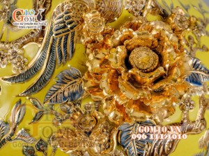 Bình tỏi Công Đào đắp nổi vẽ vàng 24k, nền vàng - cao 80cm