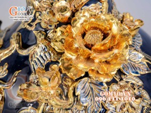 Bình tỏi Công Đào đắp nổi vẽ vàng 24k, nền xanh coban - cao 40cm