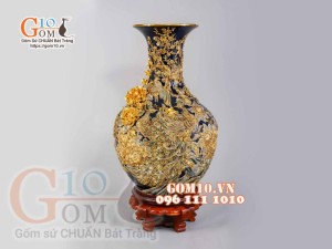 Bình tỏi Công Đào đắp nổi vẽ vàng 24k, nền xanh coban - cao 80cm