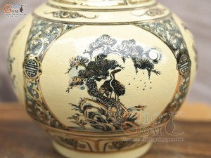 Bình tỏi dáng mới men cổ hoạ tiết tứ cảnh vẽ vàng 24k, cao 30cm