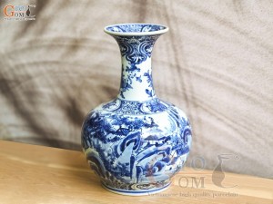 Bình tỏi men lam cổ vẽ cảnh Sơn Thủy, cao 26cm