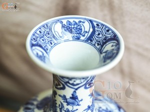 Bình tỏi men lam cổ vẽ cảnh Sơn Thủy, cao 26cm