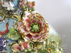 Bình tỏi men vân mây đắp nổi Công Đào Phú Quý kênh vẽ vàng 24k, cao 60cm