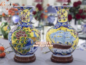Bình tỏi men màu họa tiết 2 mặt vẽ Thuận Buồm Xuôi Gió và Công Đào cao 45cm