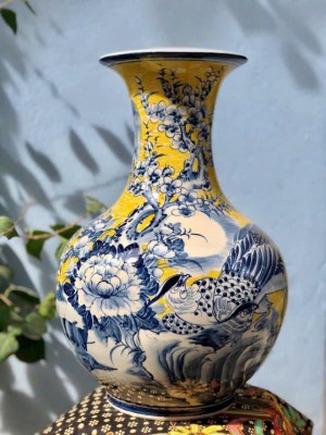 Bình tỏi men màu vẽ cảnh Chim Trĩ hoa phù dung, cao 52cm