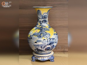 Bình tỏi men màu vẽ cảnh Sơn Thuỷ Hữu Tình, cao 60cm (cả chân kê)