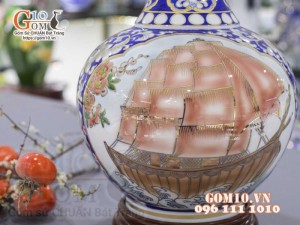 Bình tỏi men màu vẽ vàng 24k, Nhị cảnh Thuận Buồm Xuôi Gió và Công Đào cao 45cm