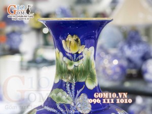 Bình tỏi men màu vẽ vàng 24k, Sen Hạc Phú Quý, nền xanh cao 45cm