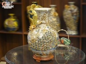 Bình tỏi men rạn đắp nổi Công Danh Phú Quý kênh vẽ vàng 24k, cao 52cm